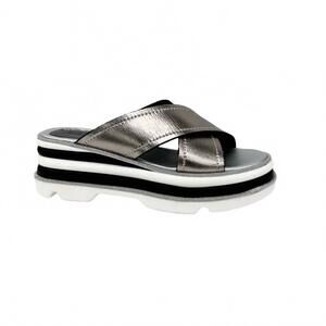 NEW BONAVI women's cross strap platform sandals in gunmetal